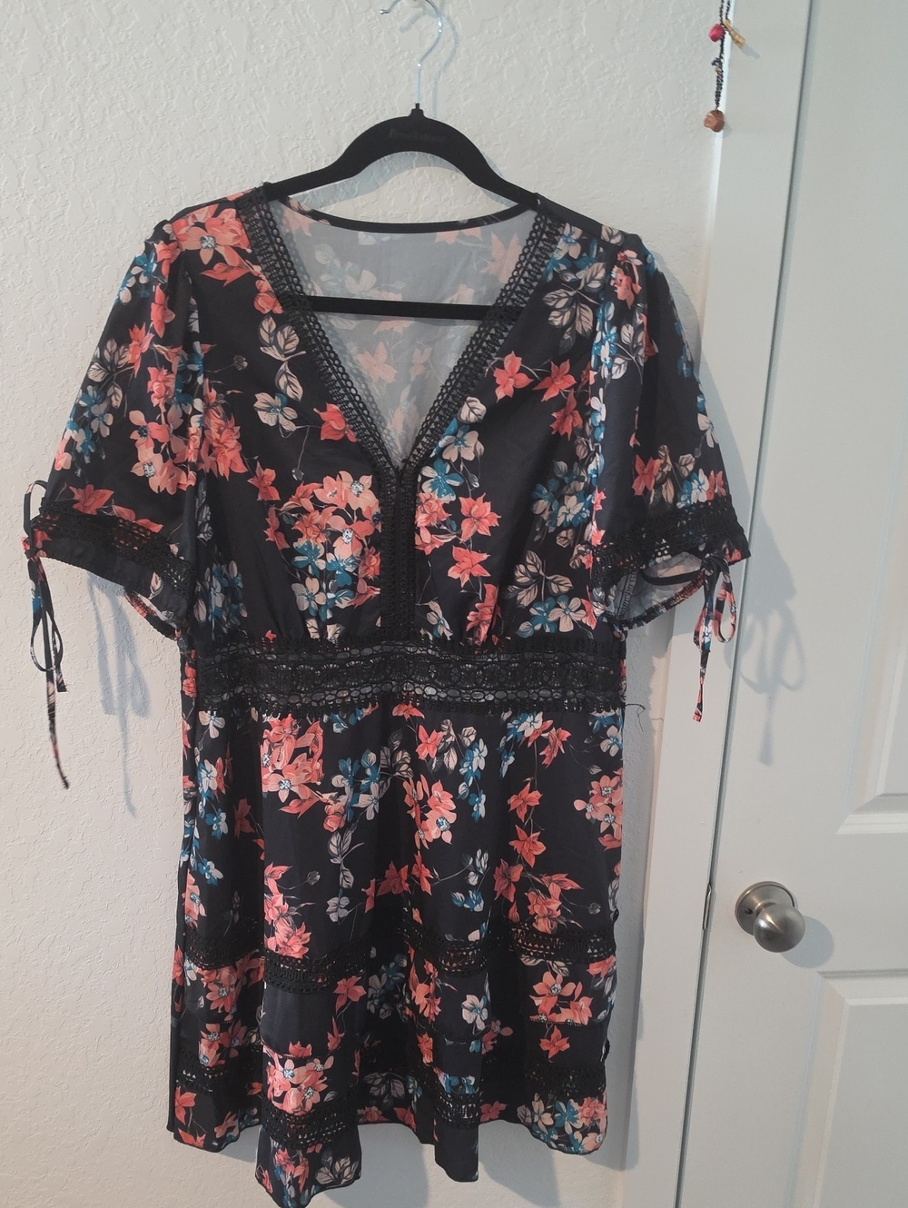 SHEIN Black Floral V-Neck Dress with Coral & Teal Blooms